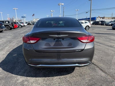 2016 Chrysler 200 Limited