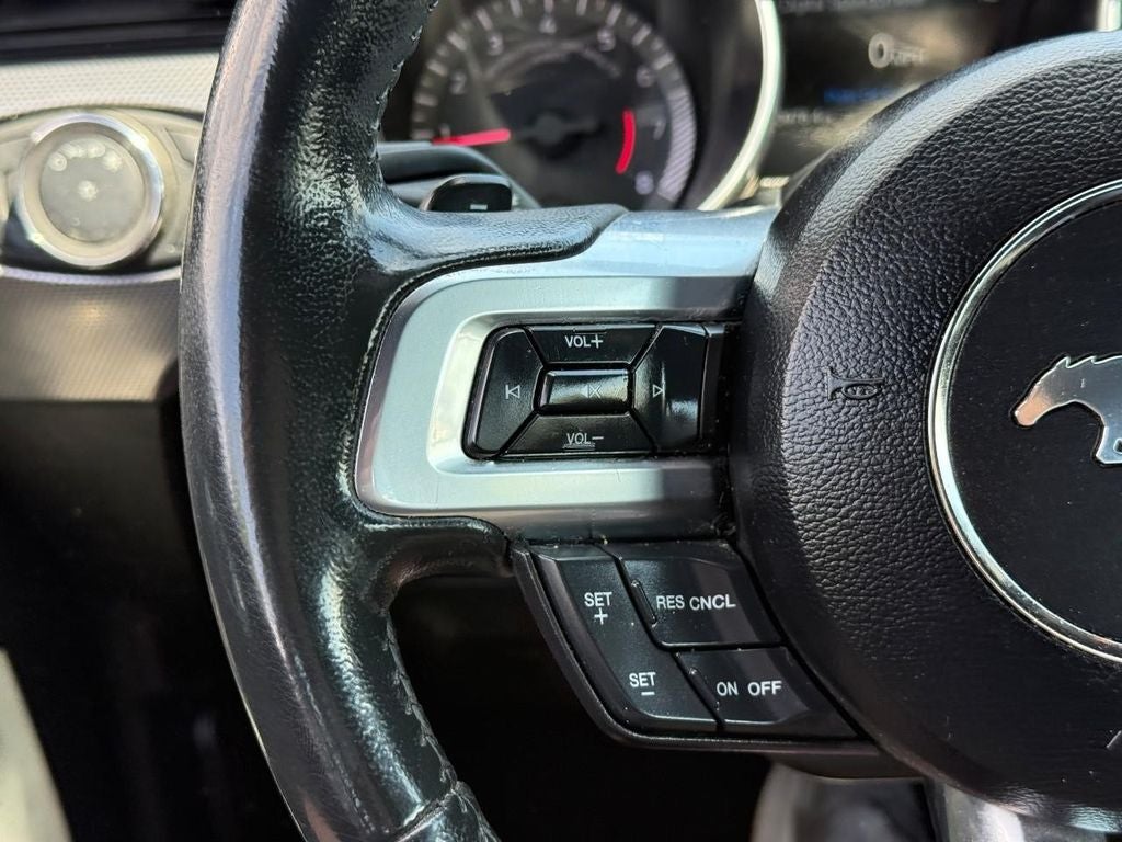 2020 Ford Mustang EcoBoost