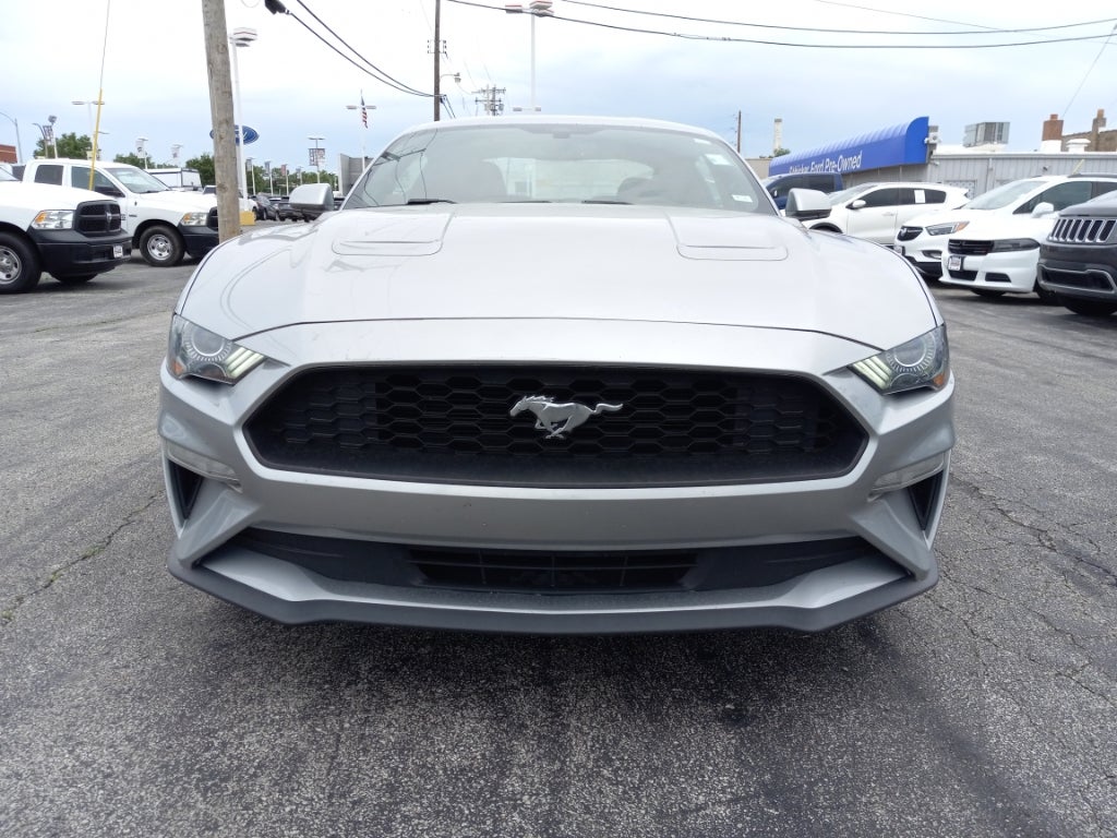 2020 Ford Mustang EcoBoost