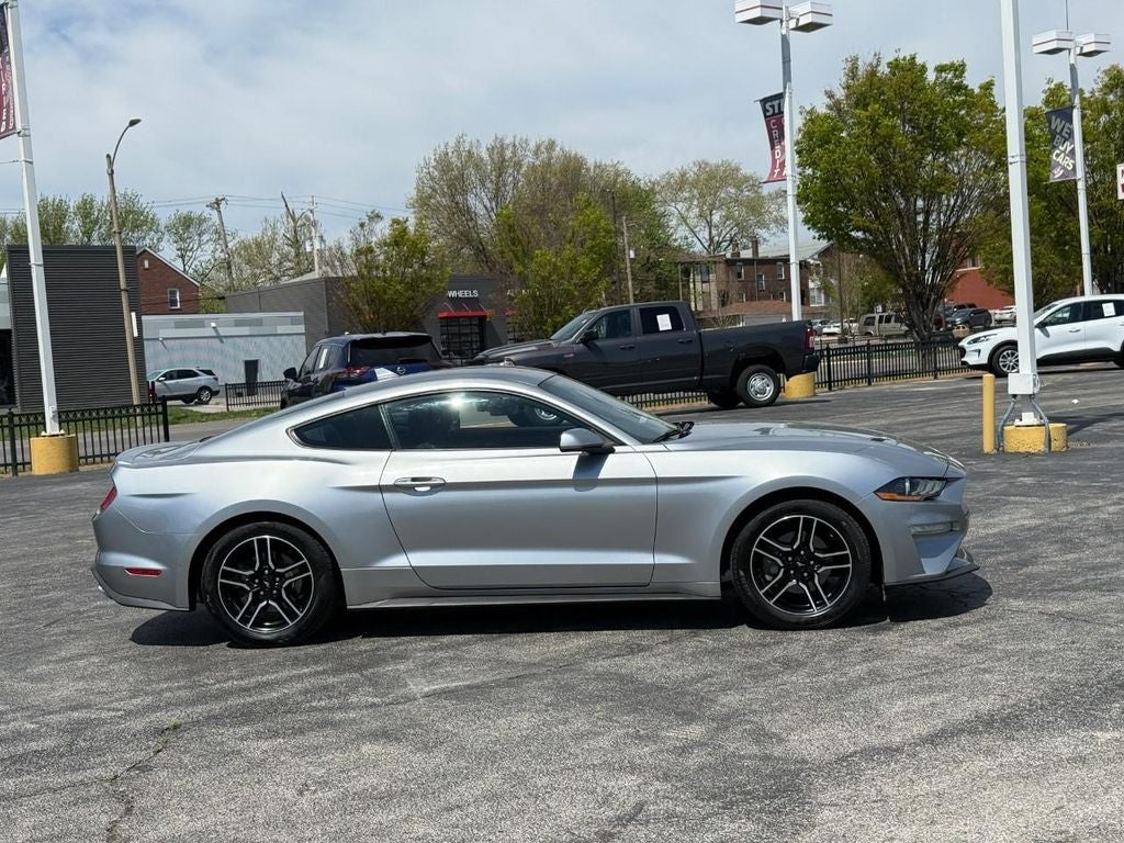 2020 Ford Mustang EcoBoost