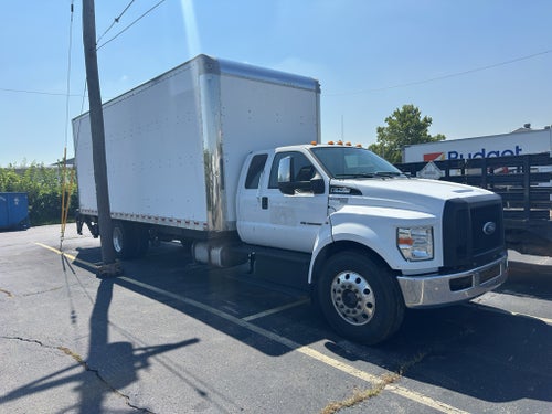 2016 Ford F-750 Base