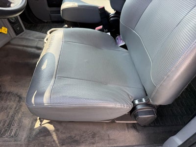 2016 Ford F-750 Base