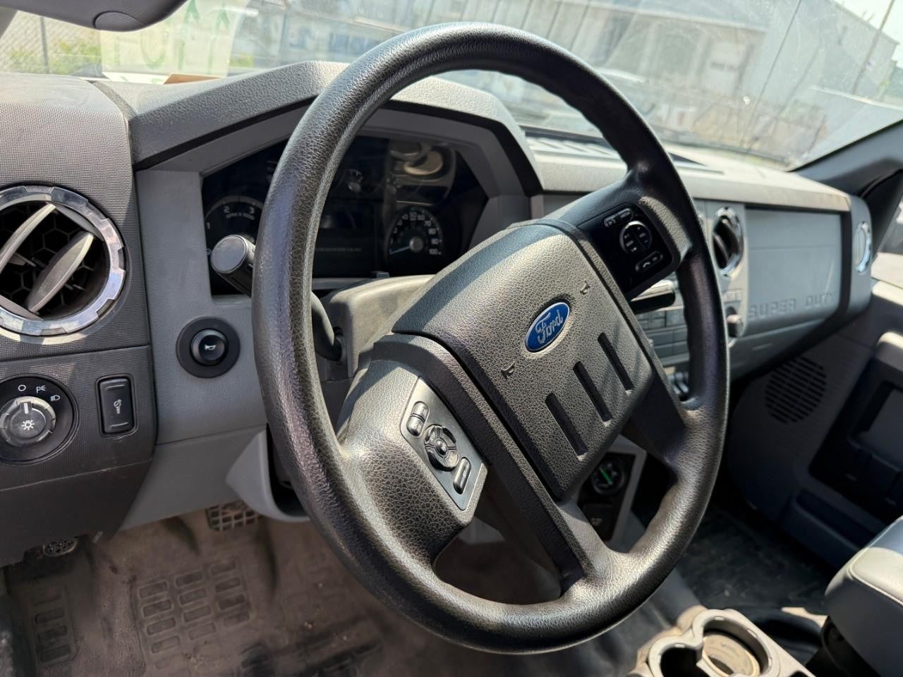 2016 Ford F-750 Base