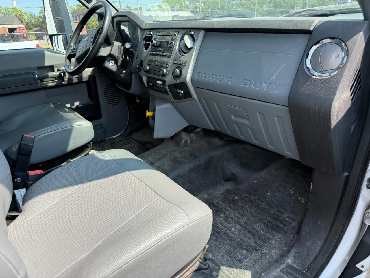 2016 Ford F-750 Base