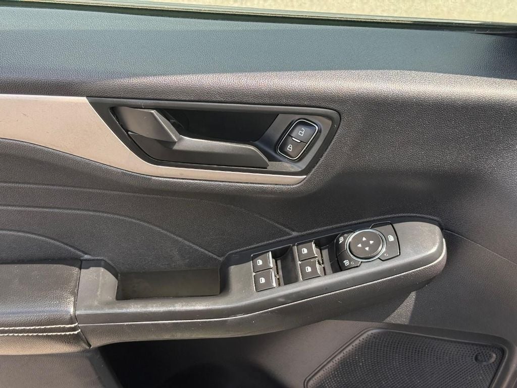 2022 Ford Escape S