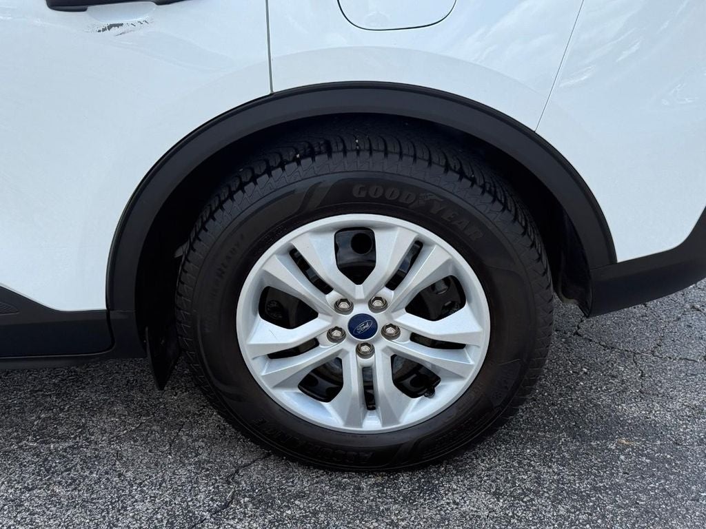 2022 Ford Escape S