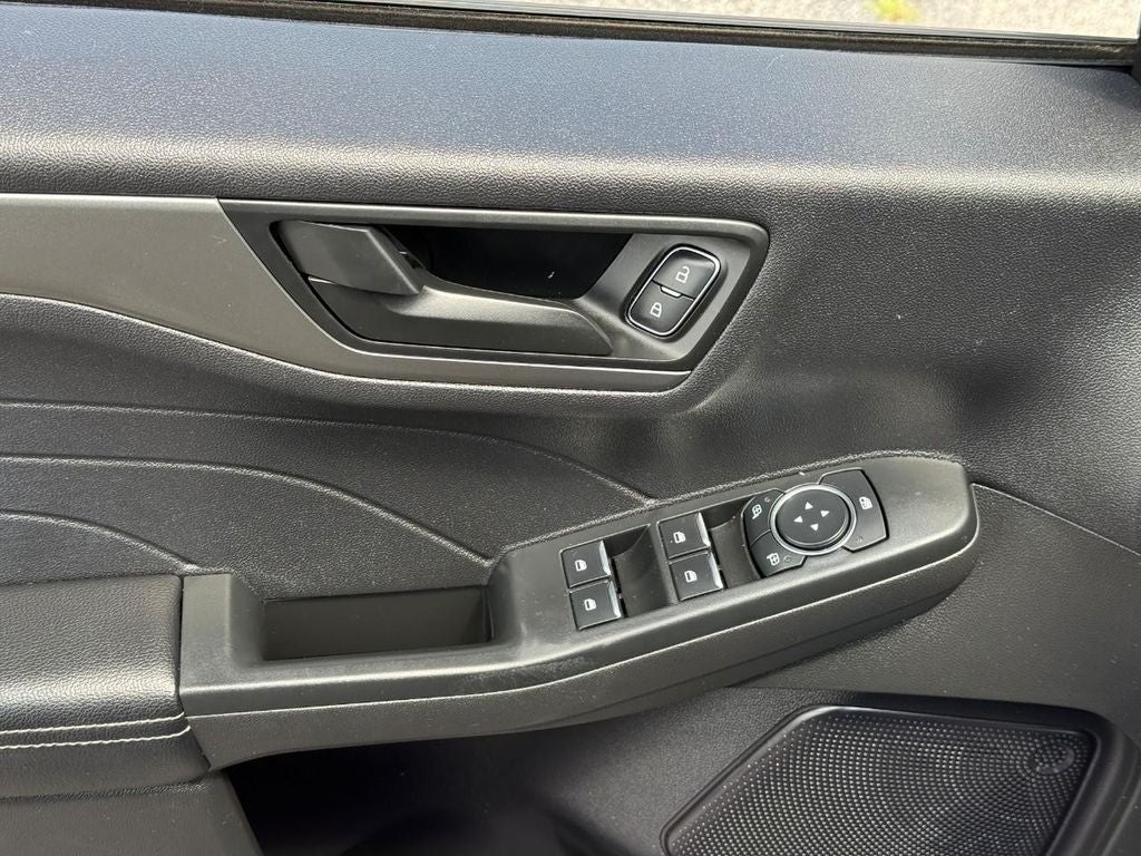 2023 Ford Escape Base