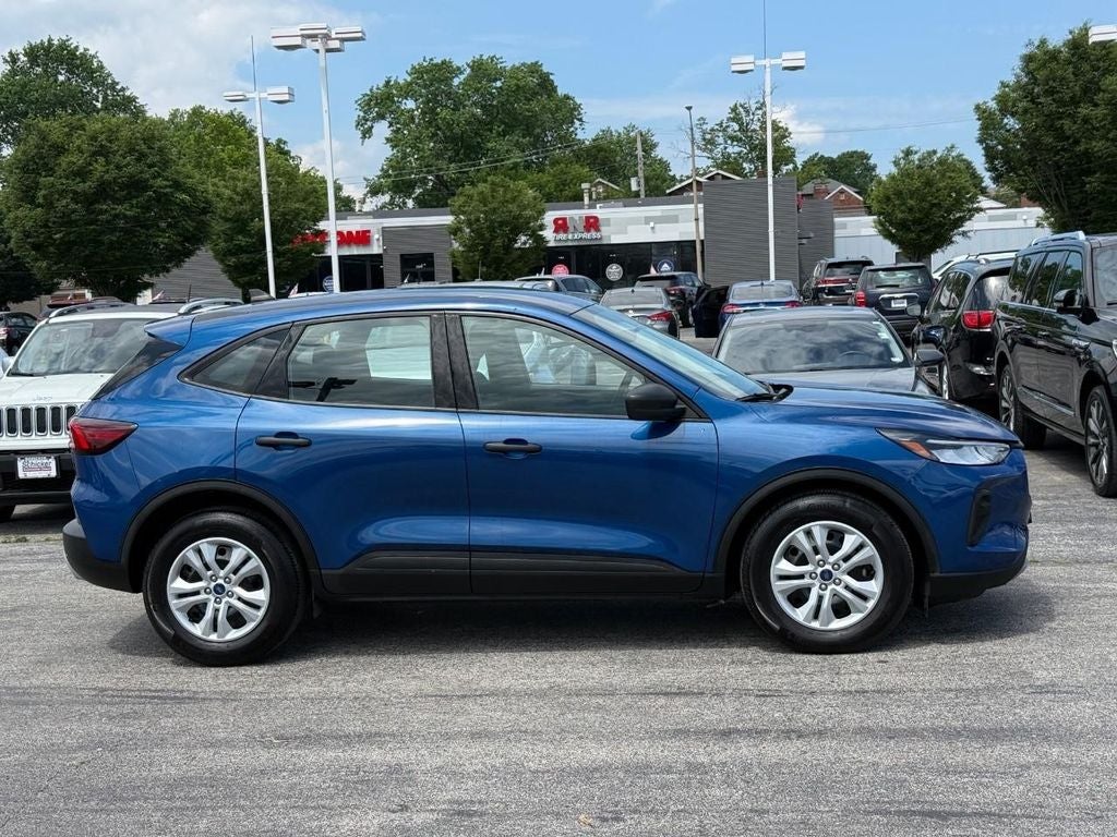 2023 Ford Escape Base