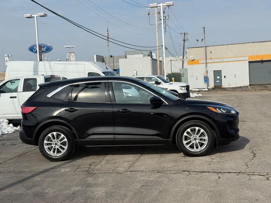 2021 Ford Escape SE