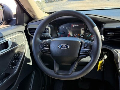 2023 Ford Explorer Base
