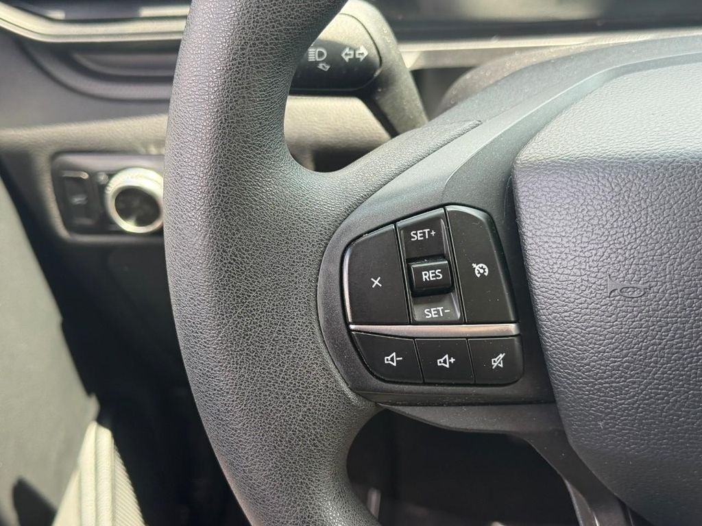 2023 Ford Explorer Base