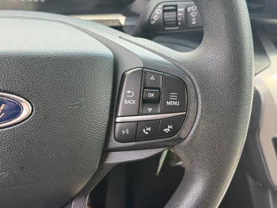 2023 Ford Explorer Base