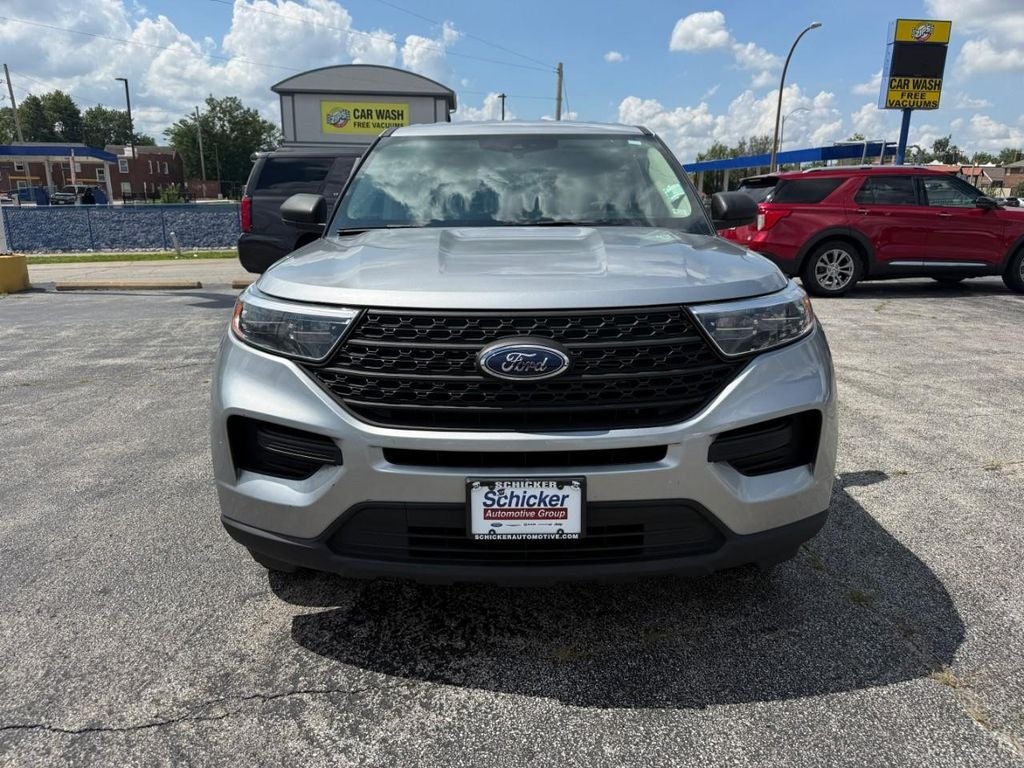 2023 Ford Explorer Base