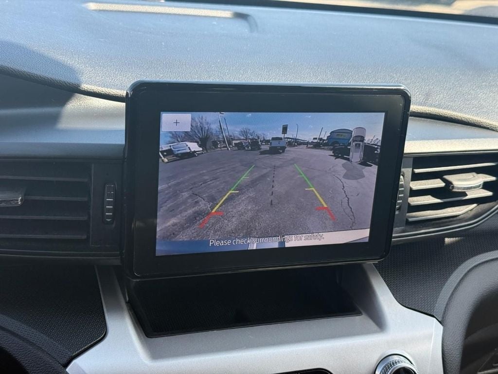 2022 Ford Explorer Base