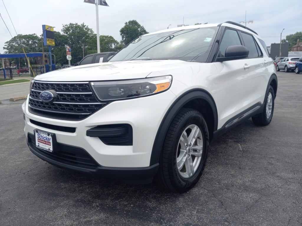 2023 Ford Explorer XLT 4WD's photo