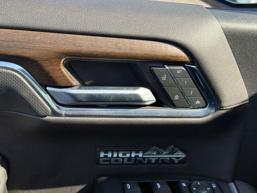 2024 Chevrolet Silverado High Country