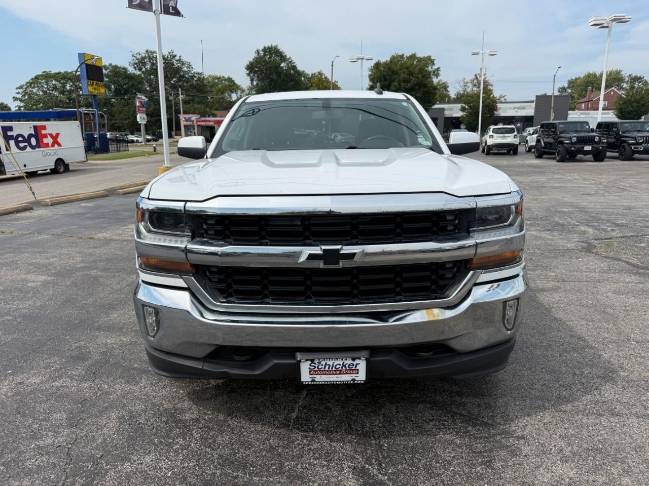 2017 Chevrolet Silverado LT