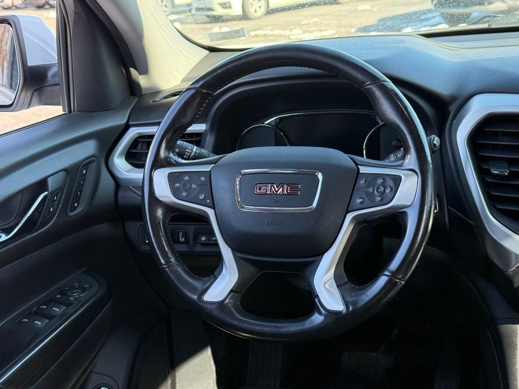 2021 GMC Acadia SLT