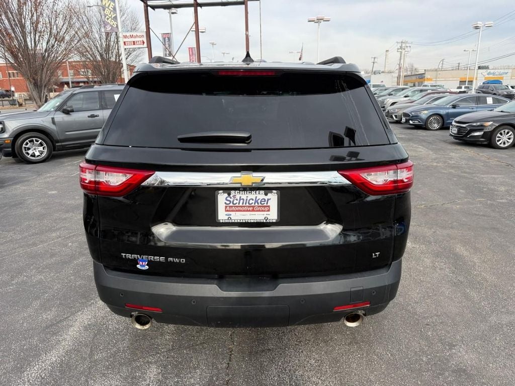 2021 Chevrolet Traverse LT Leather