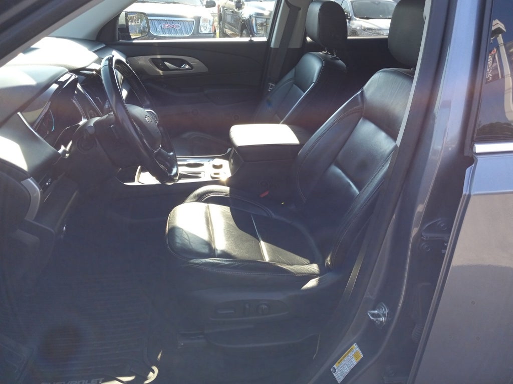 2020 Chevrolet Traverse LT Leather