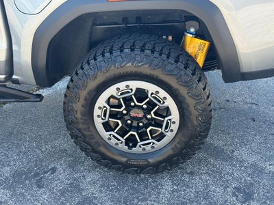 2024 GMC Canyon 4WD AT4X
