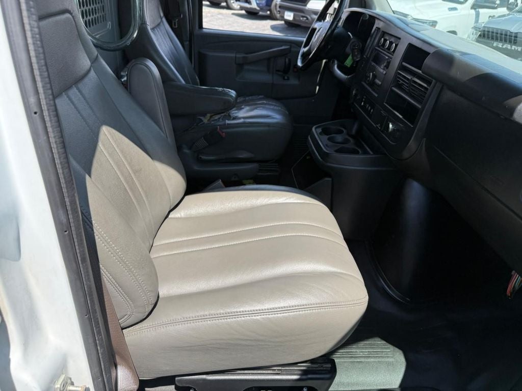 2017 GMC Savana Work Van