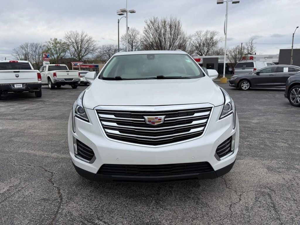 2017 Cadillac XT5 Luxury FWD