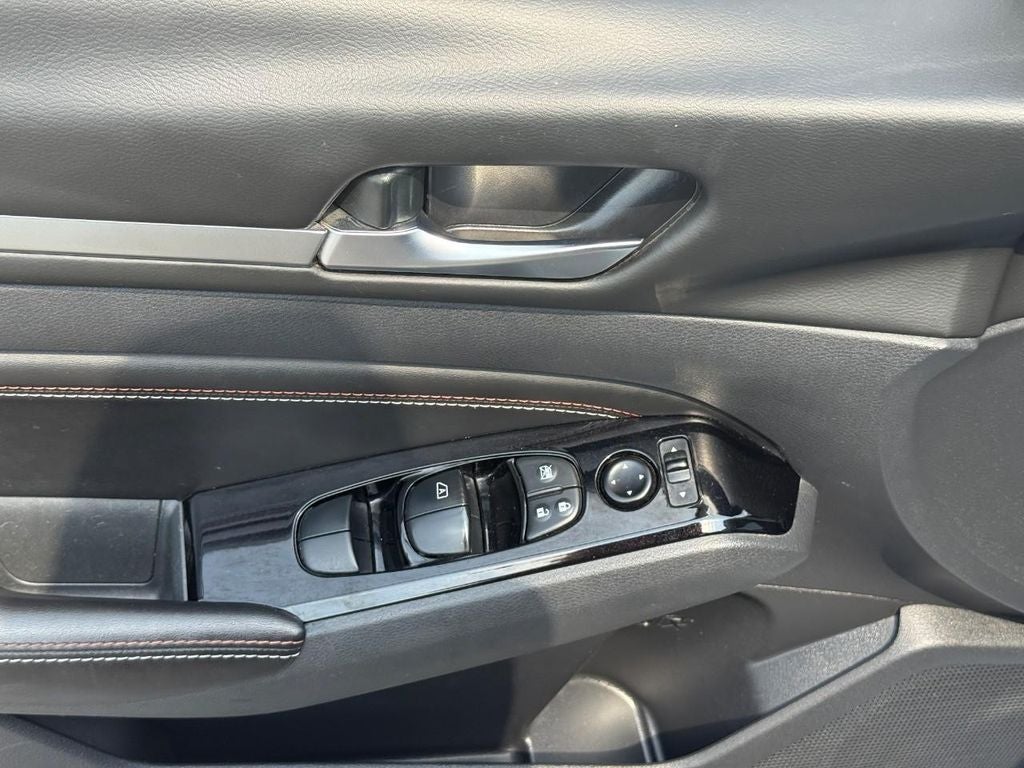 2023 Nissan Altima 2.0 SR