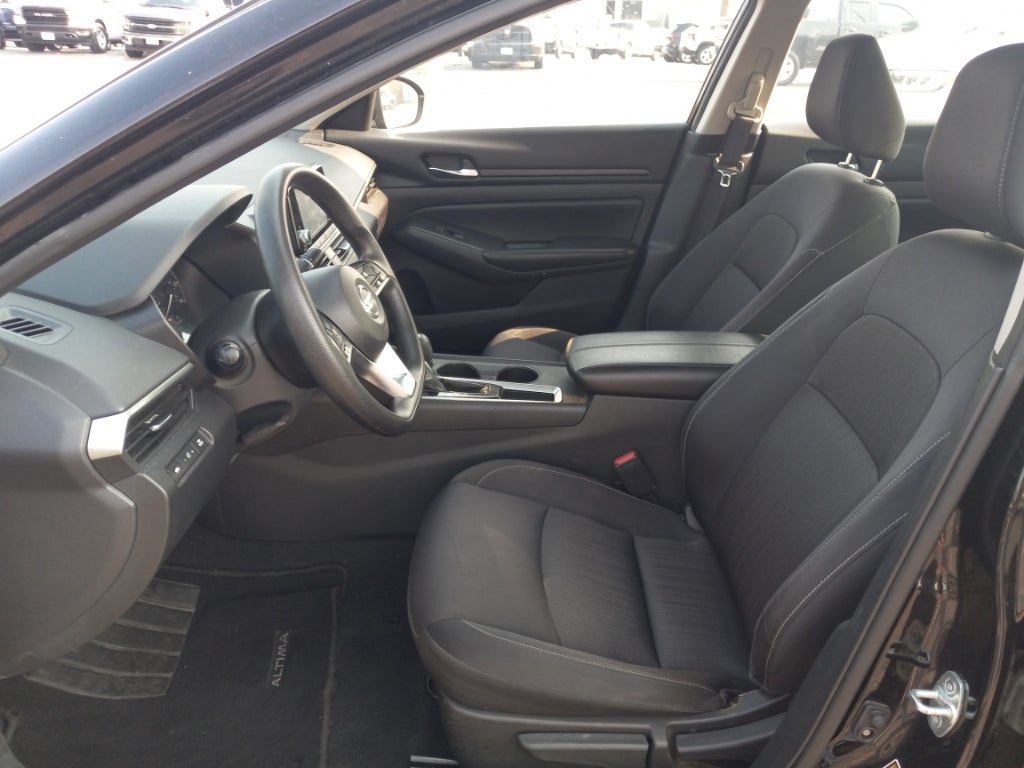 2022 Nissan Altima 2.5 S