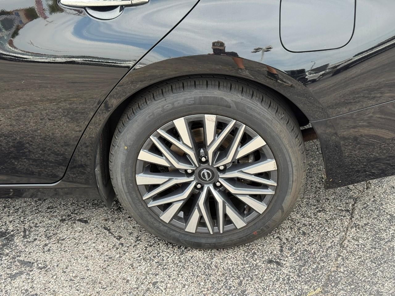 2023 Nissan Altima 2.5 SV