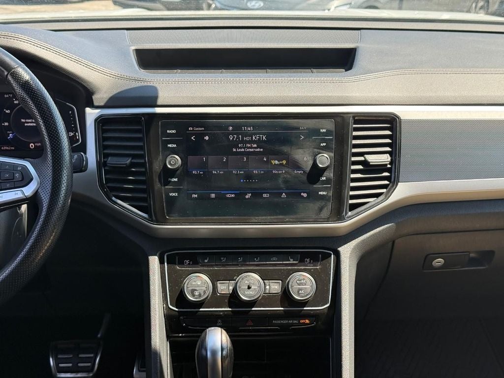 2022 Volkswagen Atlas Cross Sport 3.6L V6 SEL R-Line