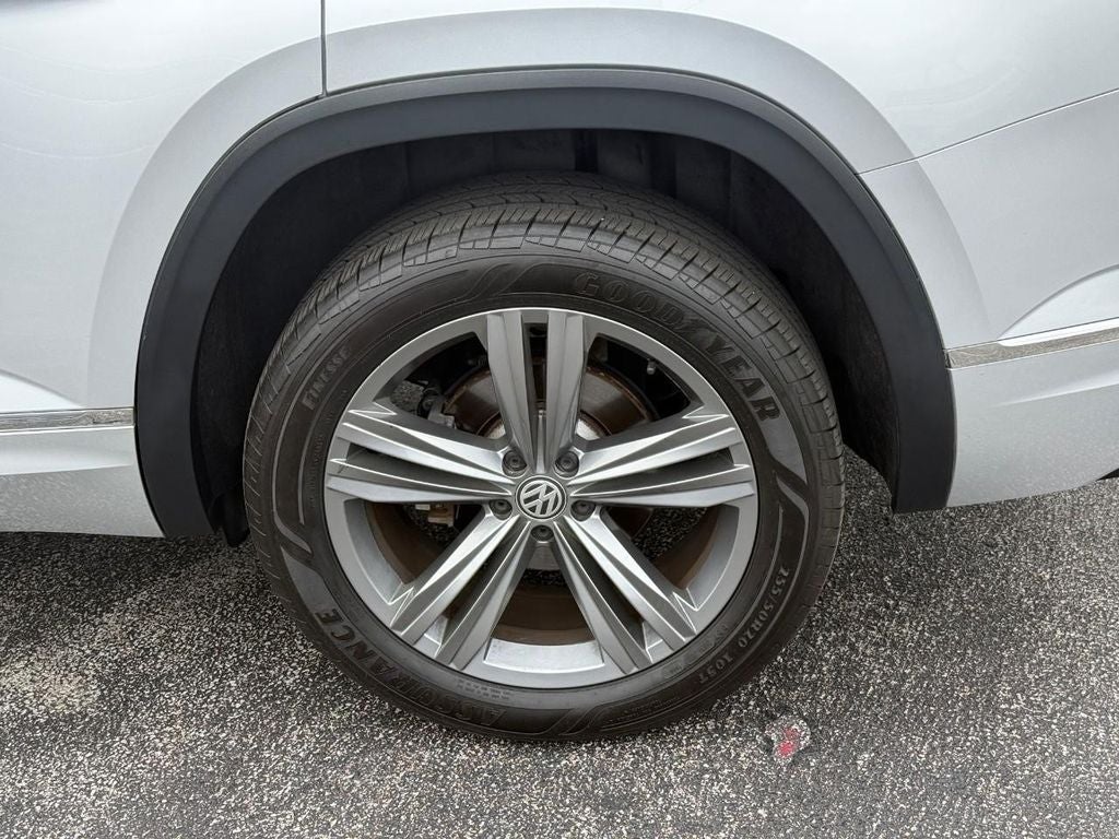 2019 Volkswagen Atlas 3.6L V6 SE w/Technology R-Line