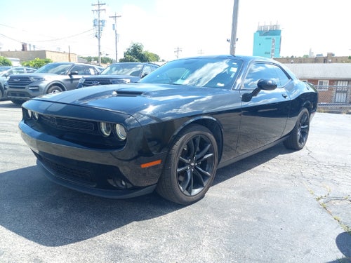 2017 Dodge Challenger SXT Plus