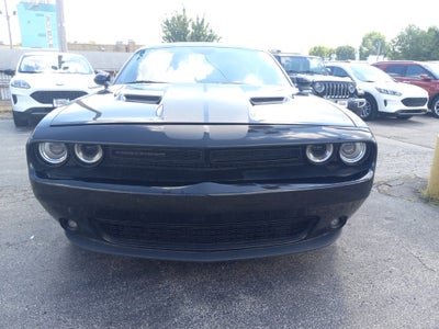 2017 Dodge Challenger SXT Plus