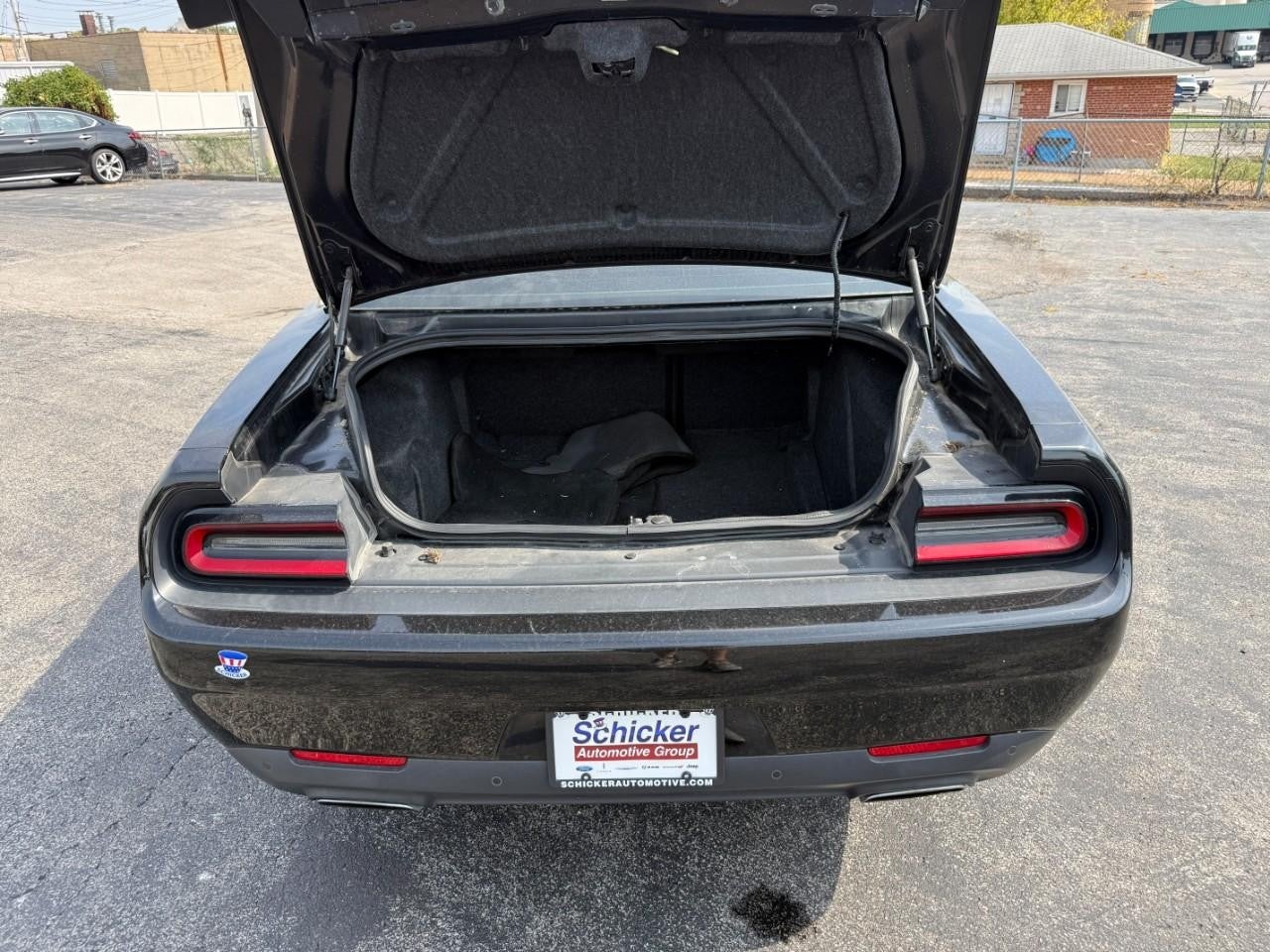 2017 Dodge Challenger SXT Plus