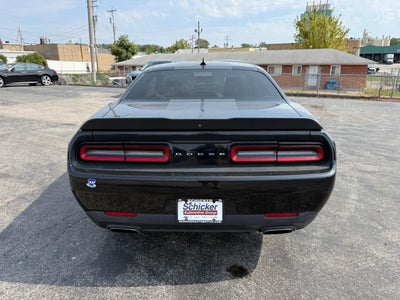 2017 Dodge Challenger SXT Plus