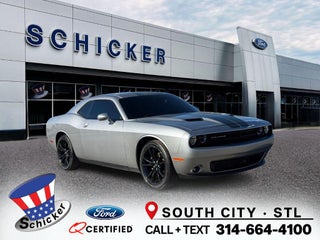 2017 Dodge Challenger SXT Plus