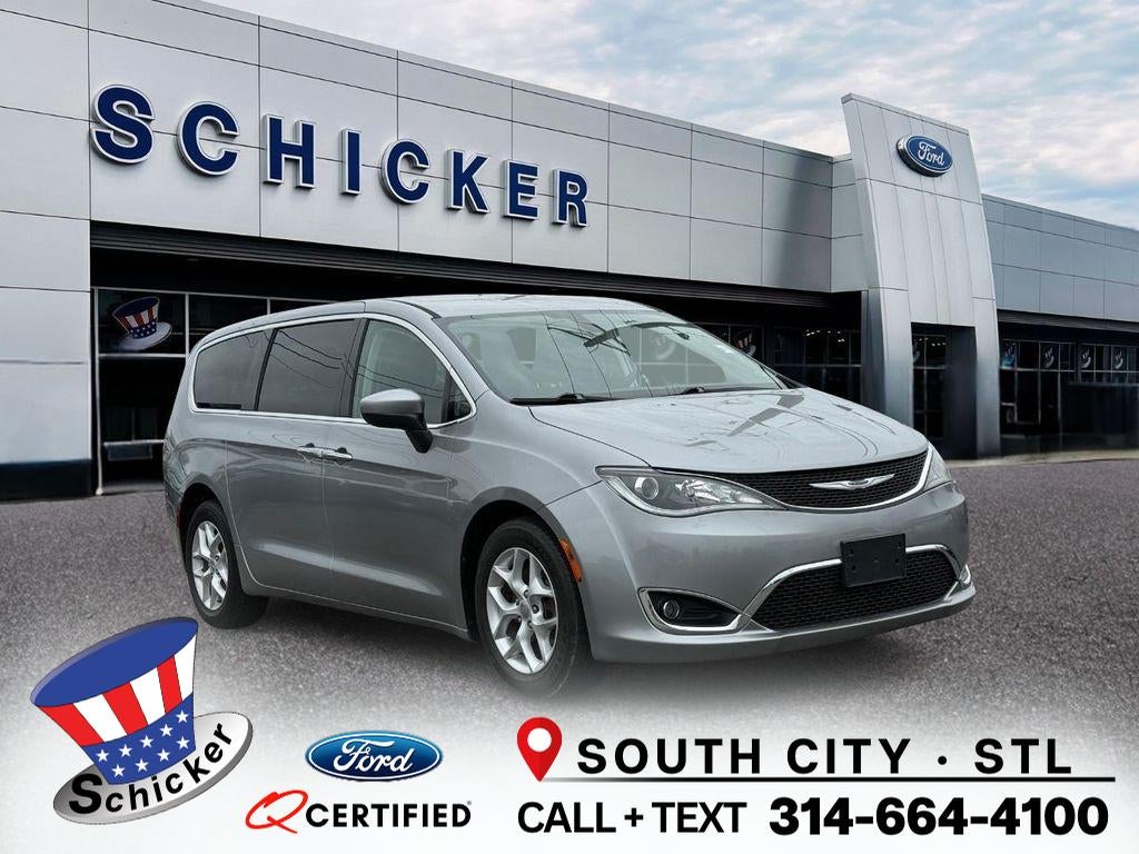 2017 Chrysler Pacifica Touring Plus