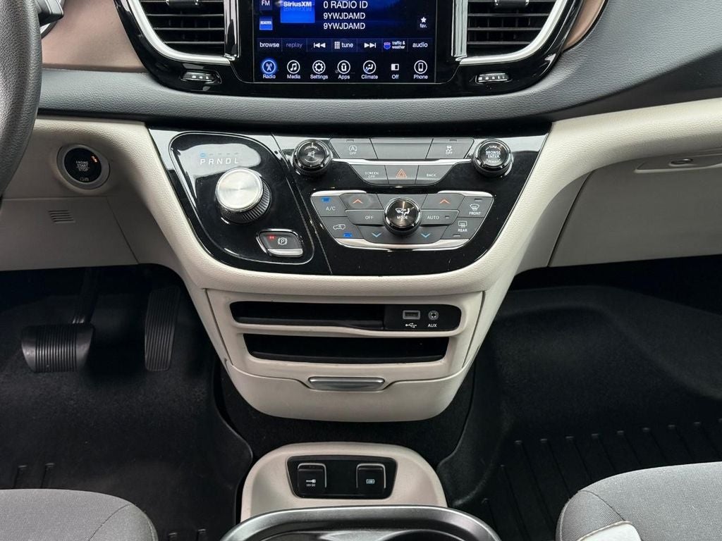 2017 Chrysler Pacifica Touring Plus