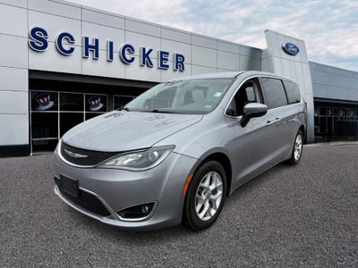 2017 Chrysler Pacifica Touring Plus