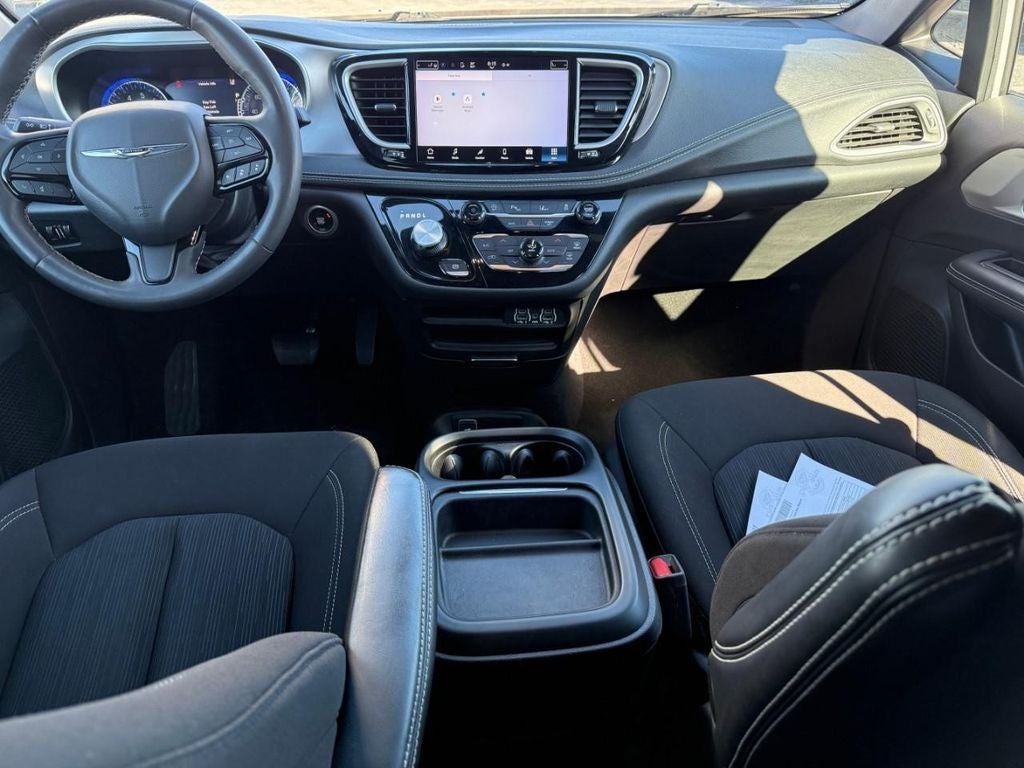 2023 Chrysler Pacifica Touring