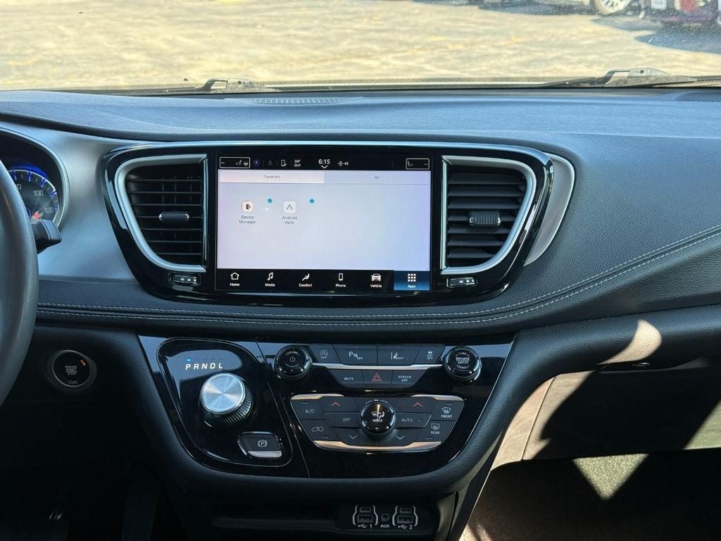 2023 Chrysler Pacifica Touring