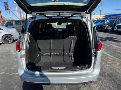 2023 Chrysler Pacifica Touring