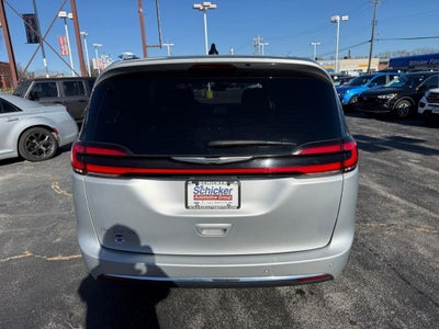 2023 Chrysler Pacifica Touring