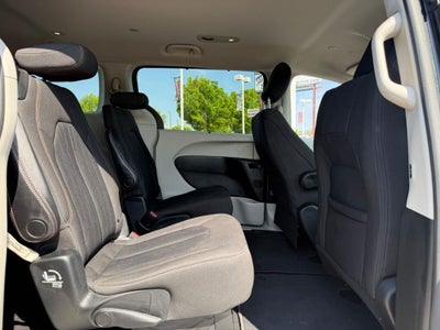 2020 Chrysler Pacifica Touring
