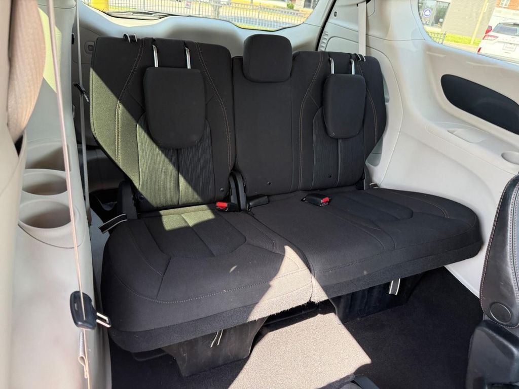 2020 Chrysler Pacifica Touring