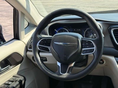 2020 Chrysler Pacifica Touring
