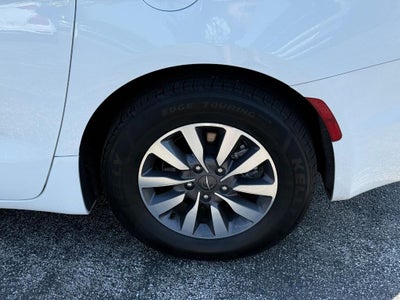 2023 Chrysler Pacifica Hybrid Touring L