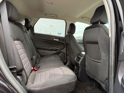 2020 Ford Edge SE
