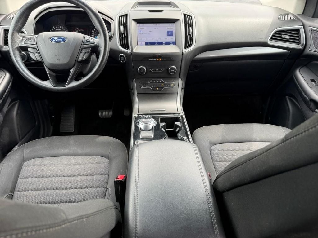 2020 Ford Edge SE